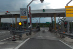 A14: viadotti non sicuri, tir dirottati sulla statale Adriatica